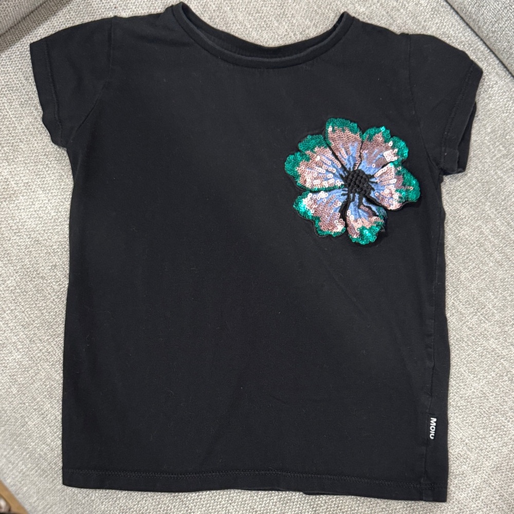 MOLO -Black Tee with Sequin Flower Design